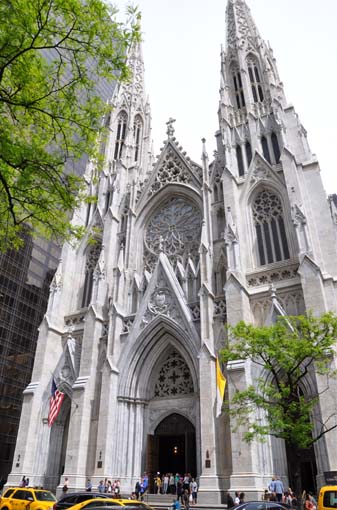 St. Patrick Kathedraal aan Fifth Avenue Midtown Manhattan New York