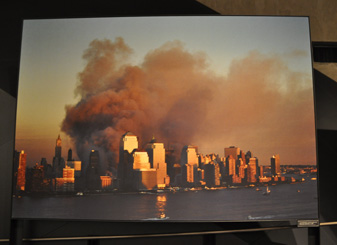 9_11_museum_New_York_Skyline_without_Twin_Towers